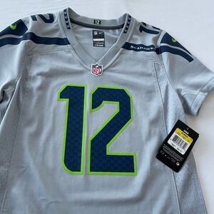 NWT Nike NFL official ladies women’s SEAHAWKS jersey size S